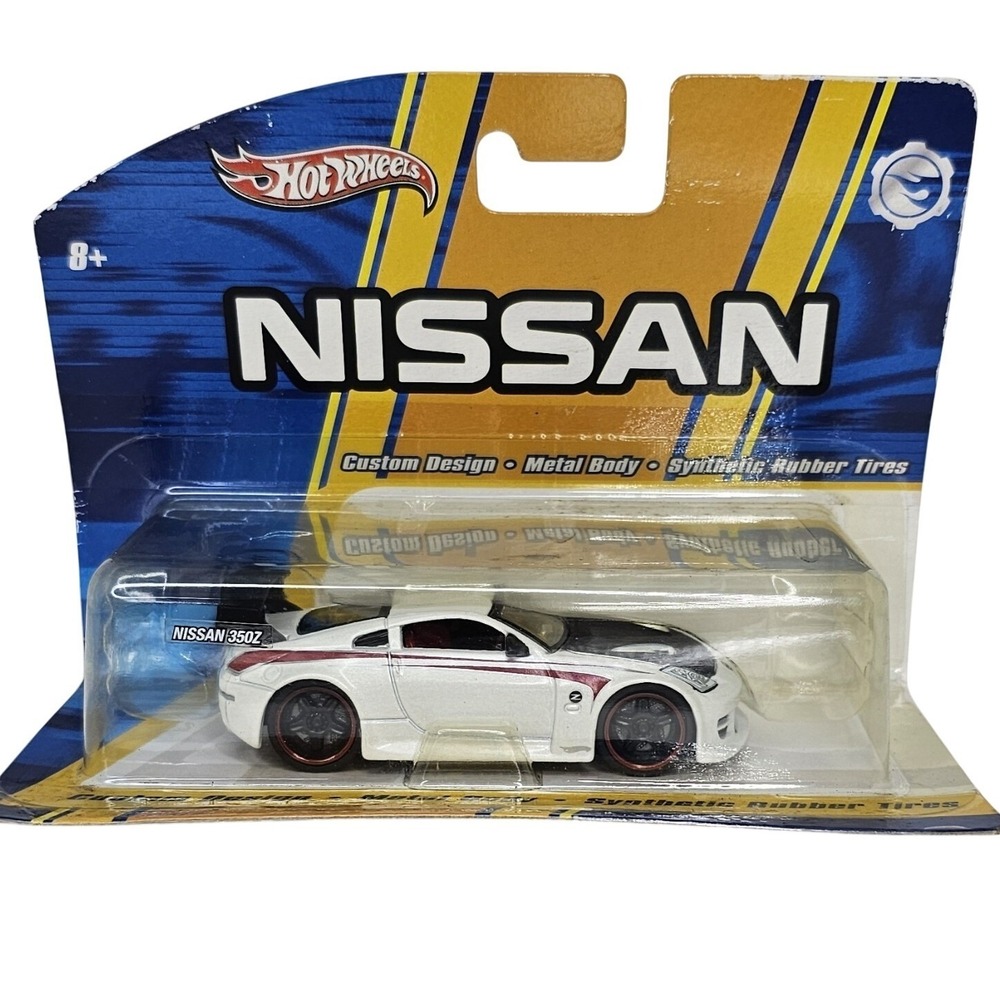 Hot Wheels Nissan 350Z White 1:43 Scale Die-Cast Metal Body Custom Design N4613